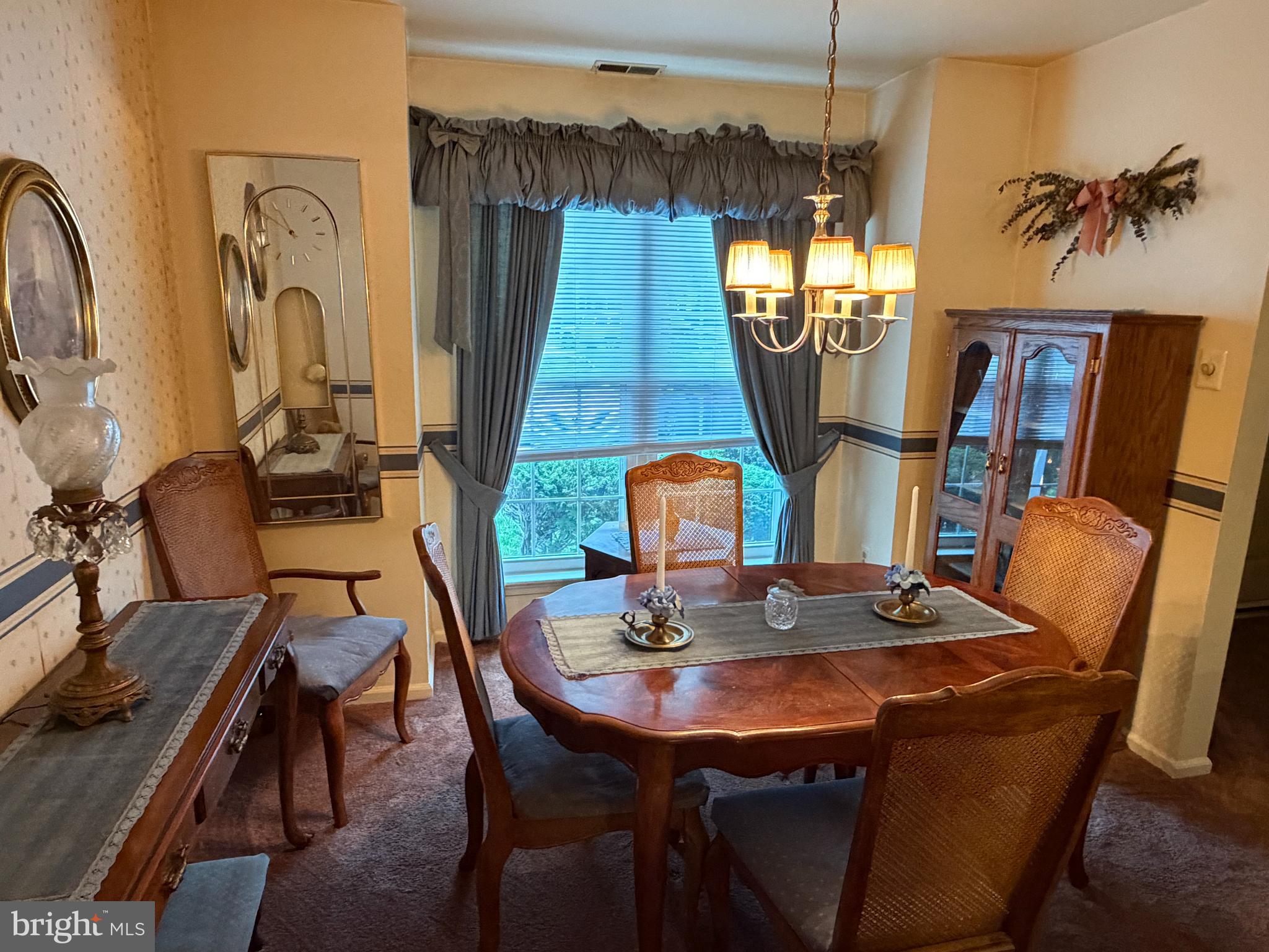 EAGLE RIDGE - Residential