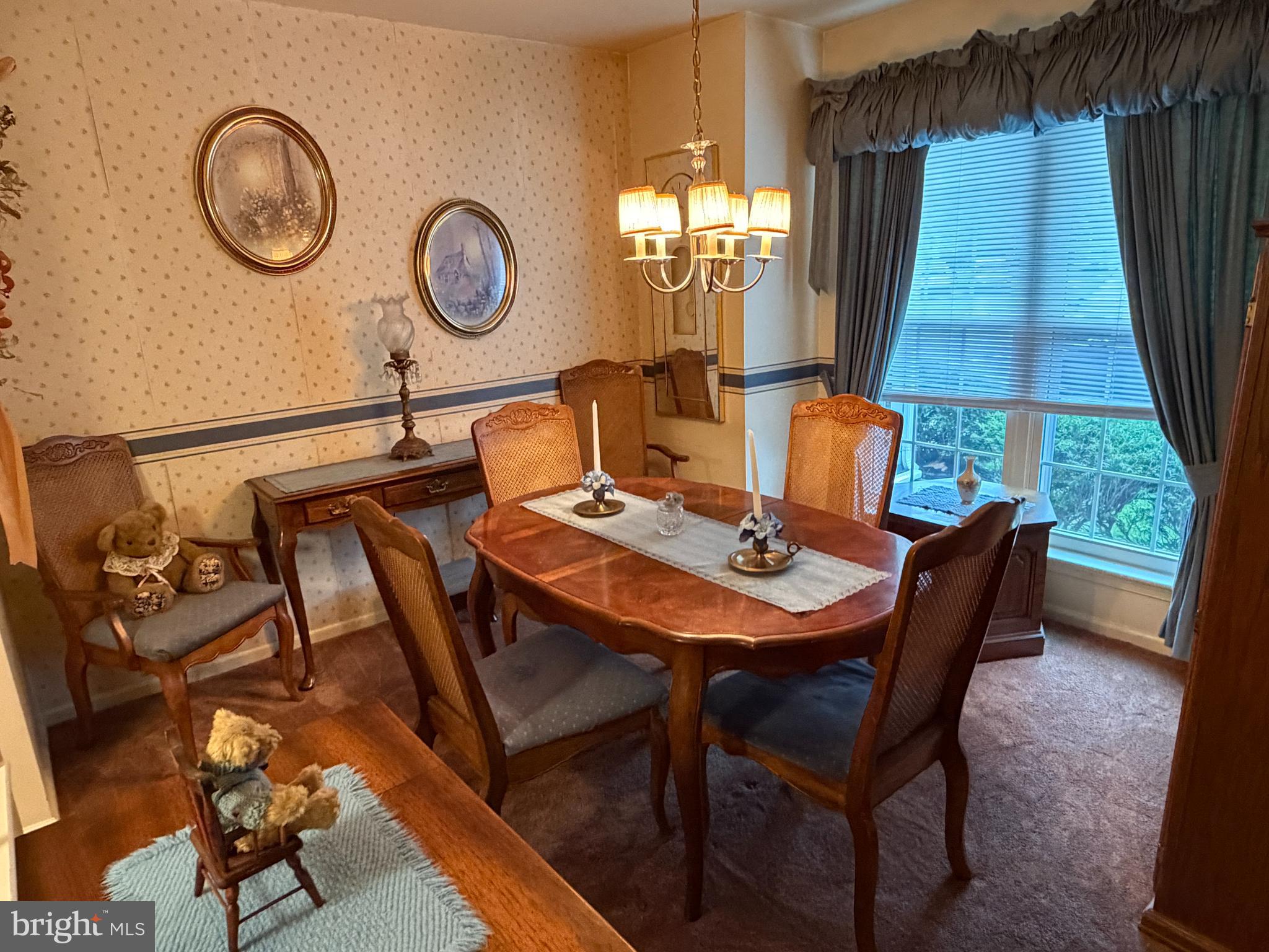 EAGLE RIDGE - Residential