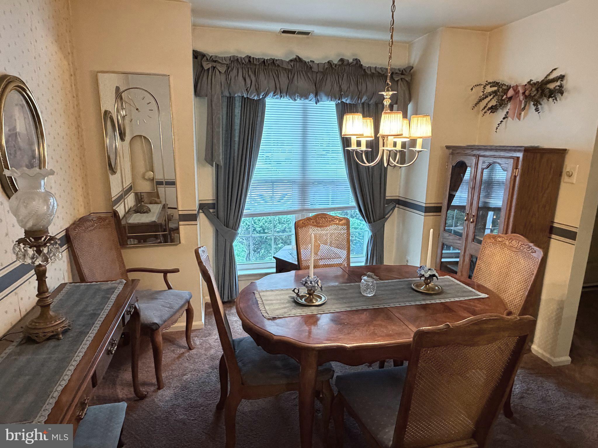 EAGLE RIDGE - Residential