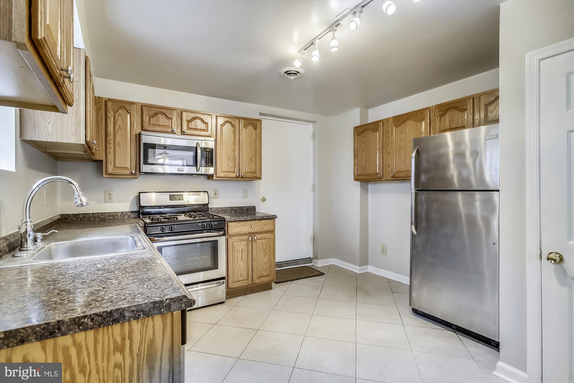 SETON HILL - Residential Lease