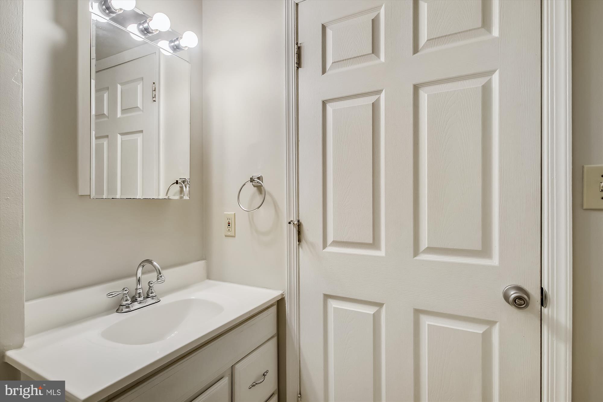 SETON HILL - Residential Lease