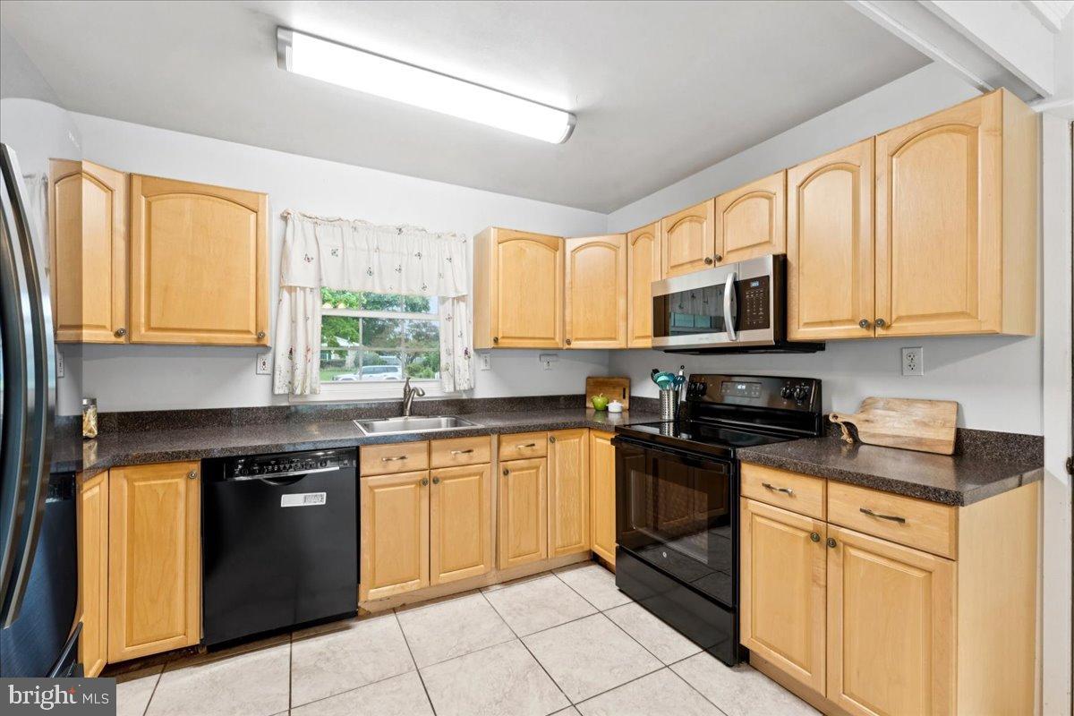 HEATHER HILLS AT BELAIR - Residential