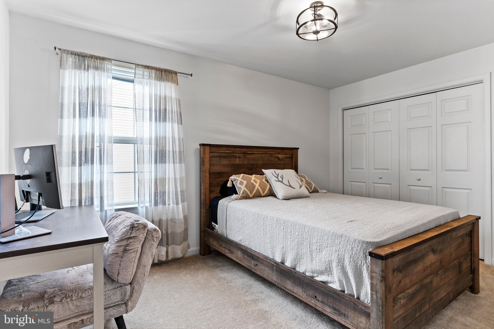 WEATHERSTONE - Residential