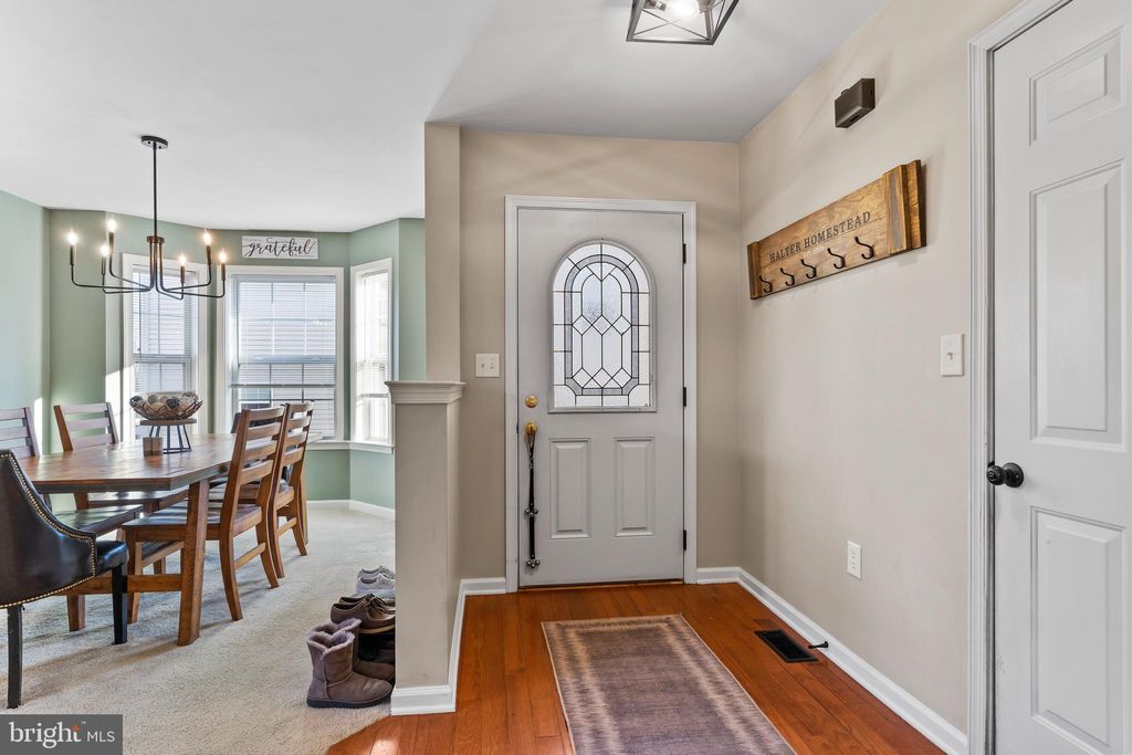 Photo of 289 Fieldstone Court #94, NEW CUMBERLAND, PA 17070 (MLS # PAYK2095990)