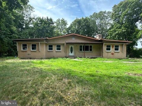 Homes For Sale - 127 Fir Avenue<br/> Atlantic County, RICHLAND, NJ 08350
