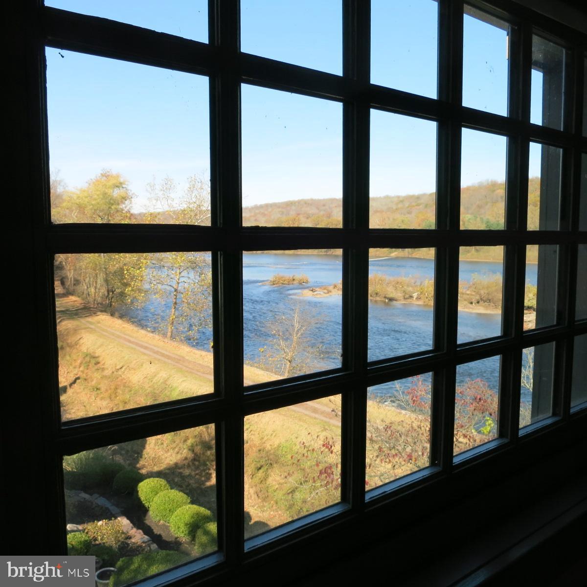 CENTER BRIDGE - Residential