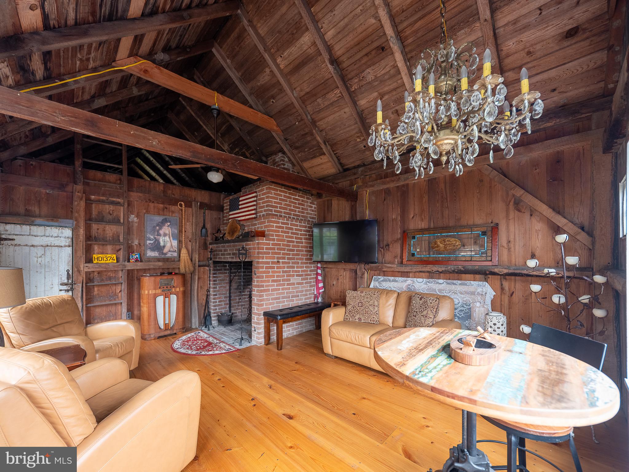 CENTER BRIDGE - Residential