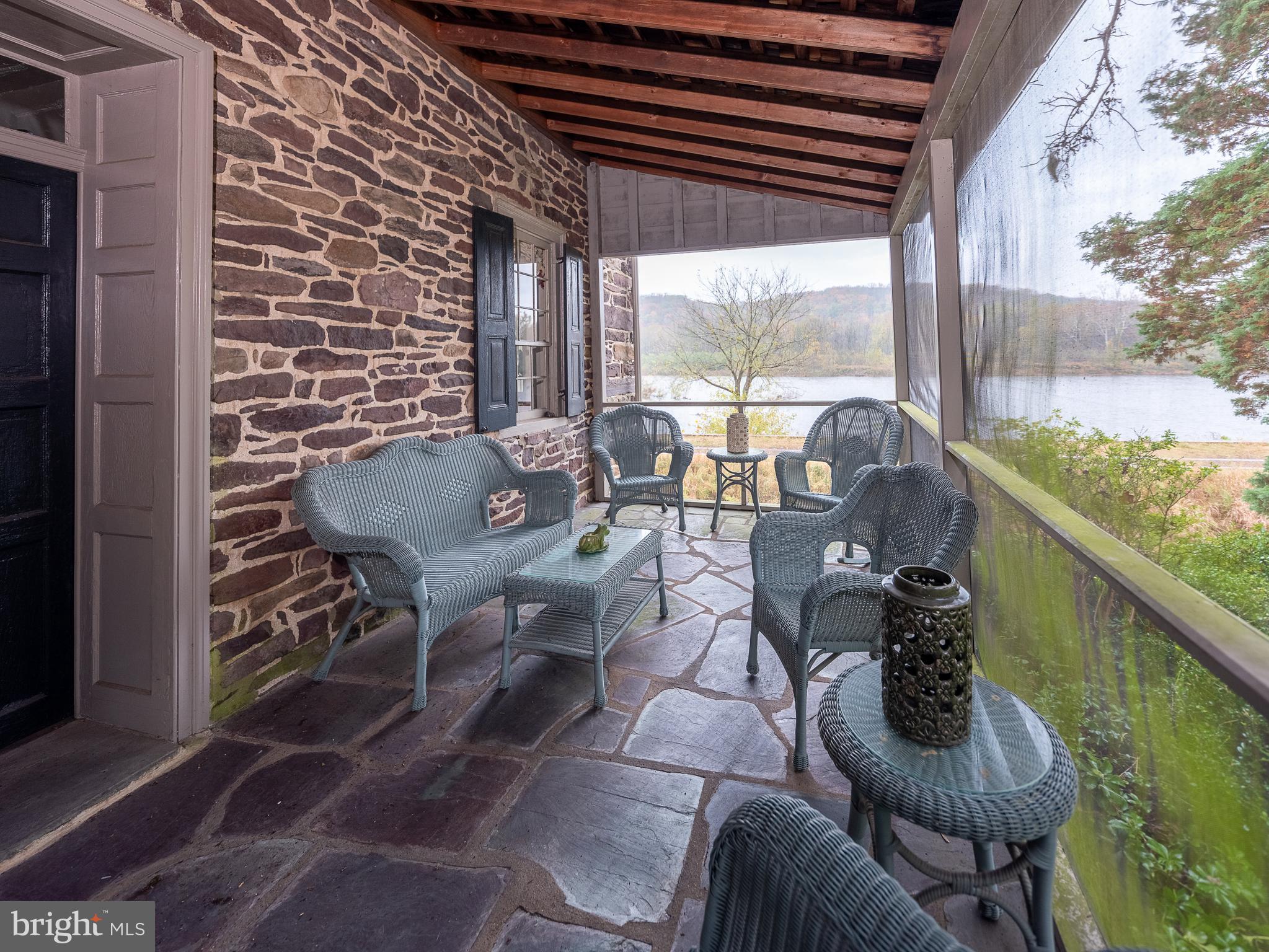 CENTER BRIDGE - Residential