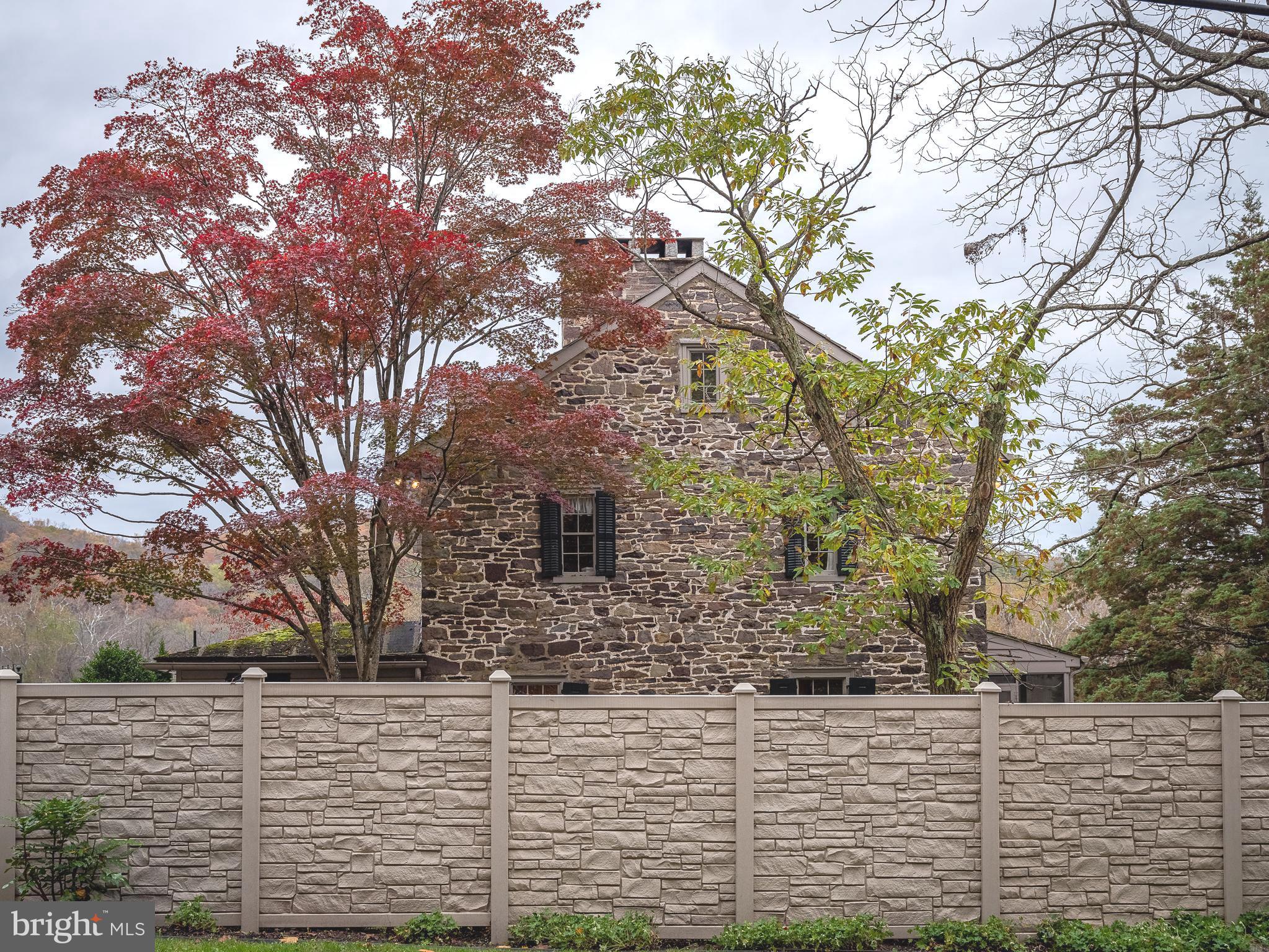 CENTER BRIDGE - Residential