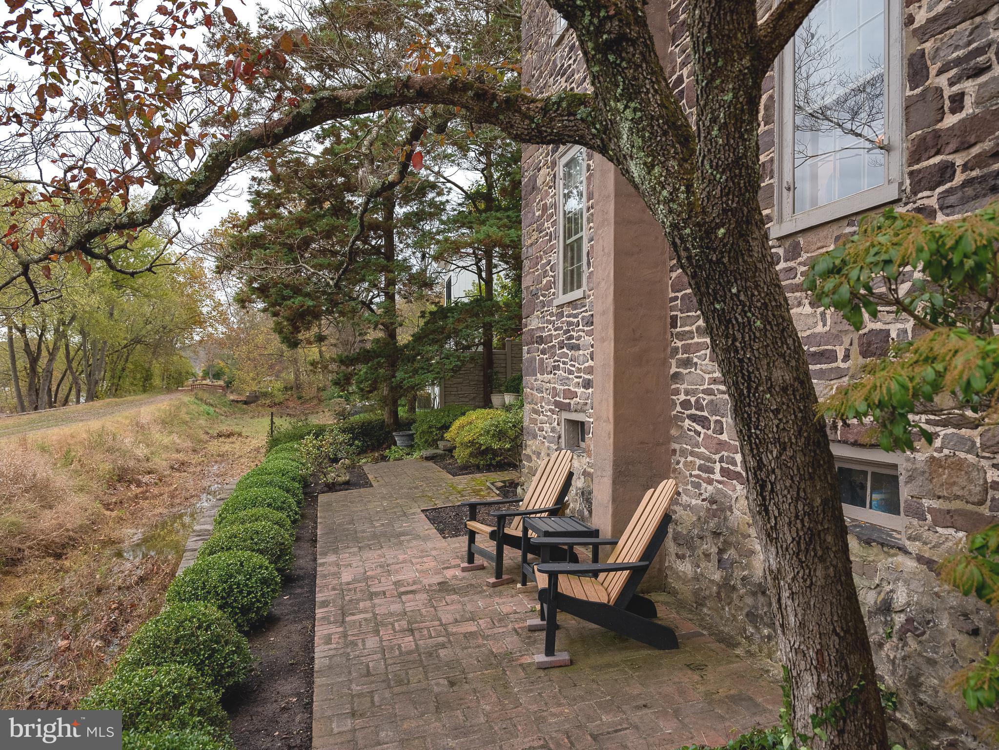 CENTER BRIDGE - Residential