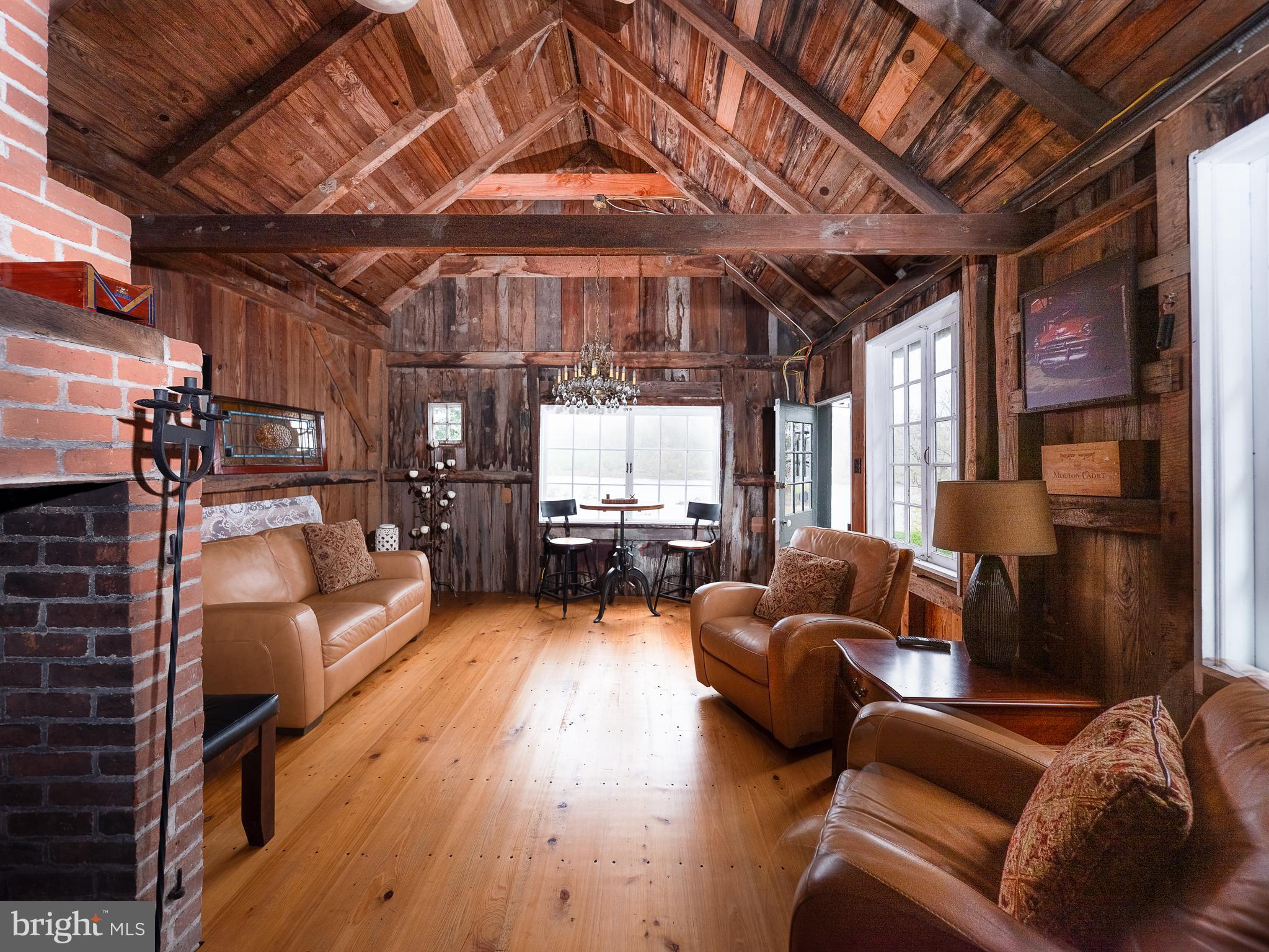 CENTER BRIDGE - Residential