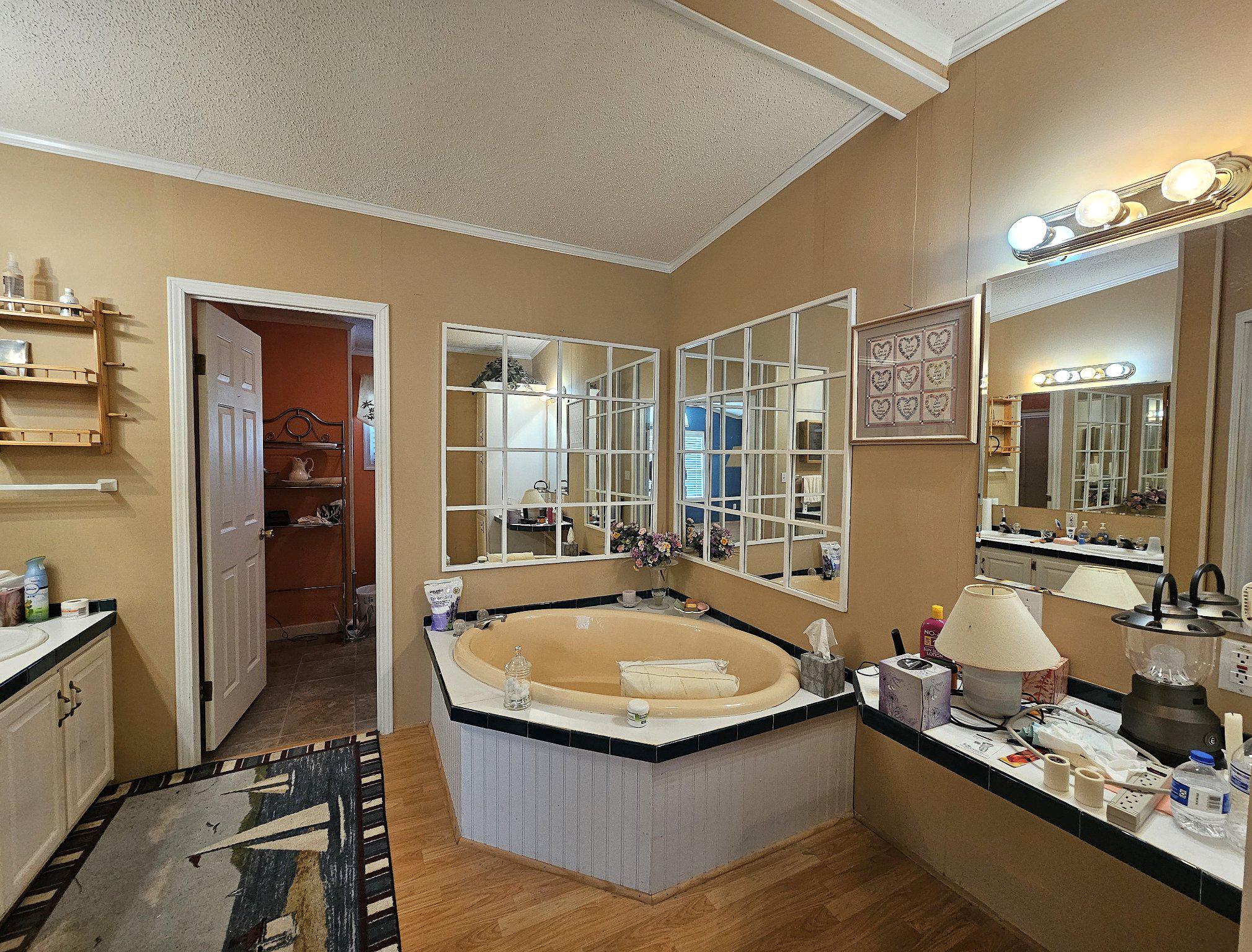 MINERAL ESTATES - Residential