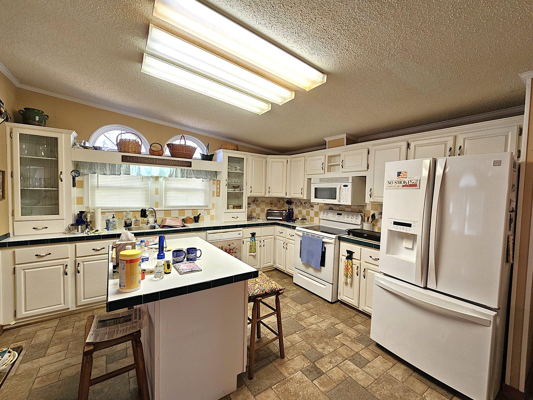 MINERAL ESTATES - Residential