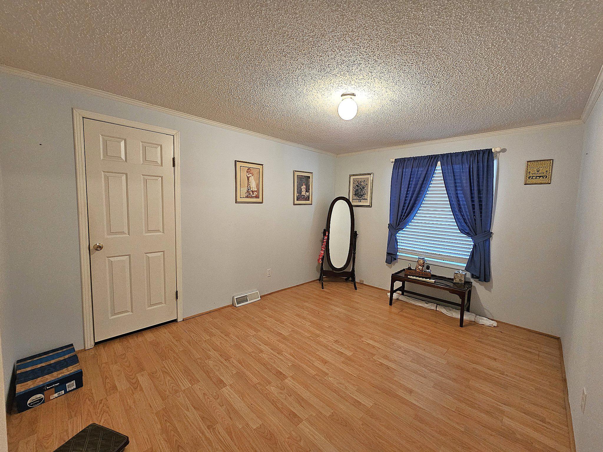 MINERAL ESTATES - Residential