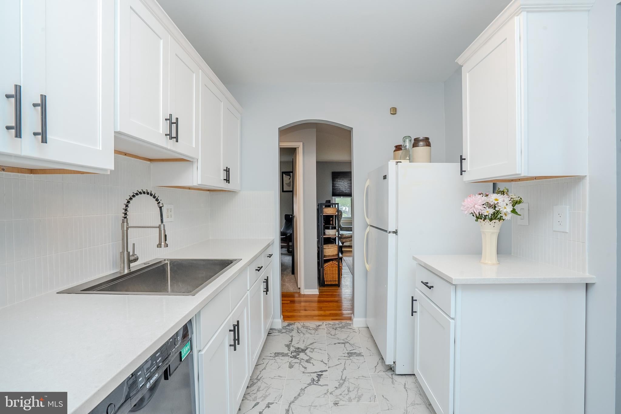93 FOX ROAD 6B