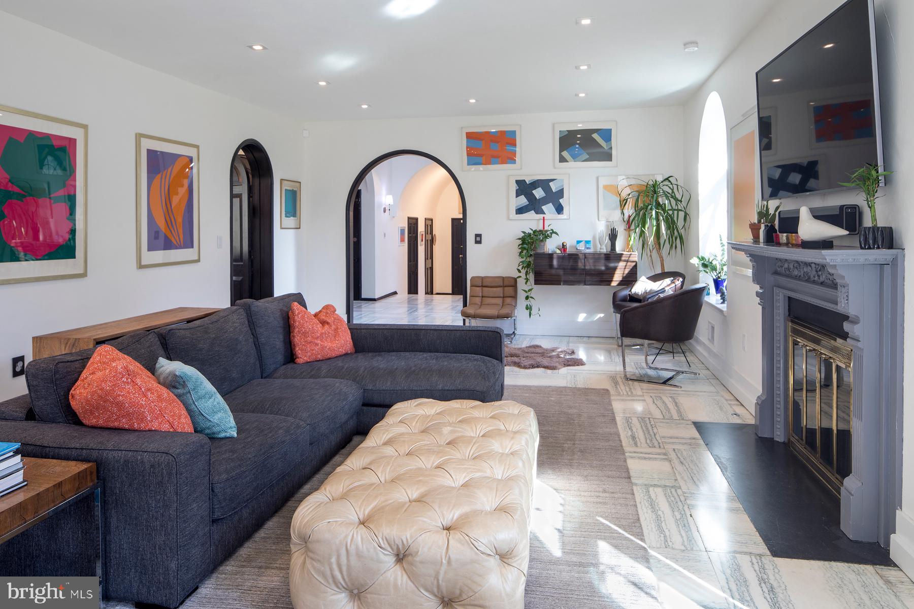 WYNNEWOOD VALLEY - Residential