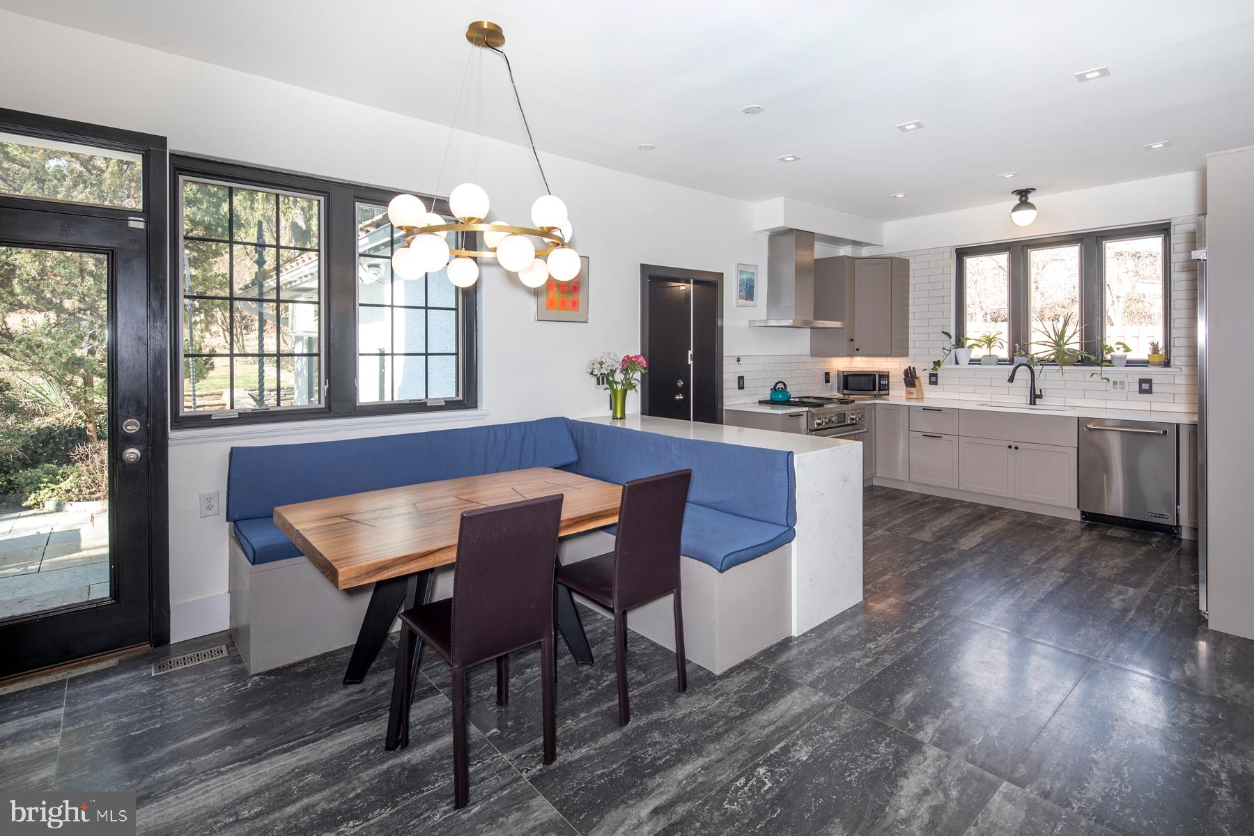 WYNNEWOOD VALLEY - Residential