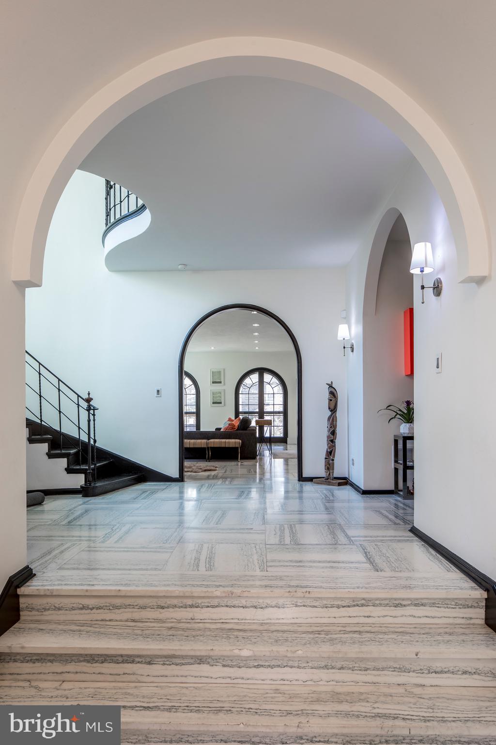 WYNNEWOOD VALLEY - Residential