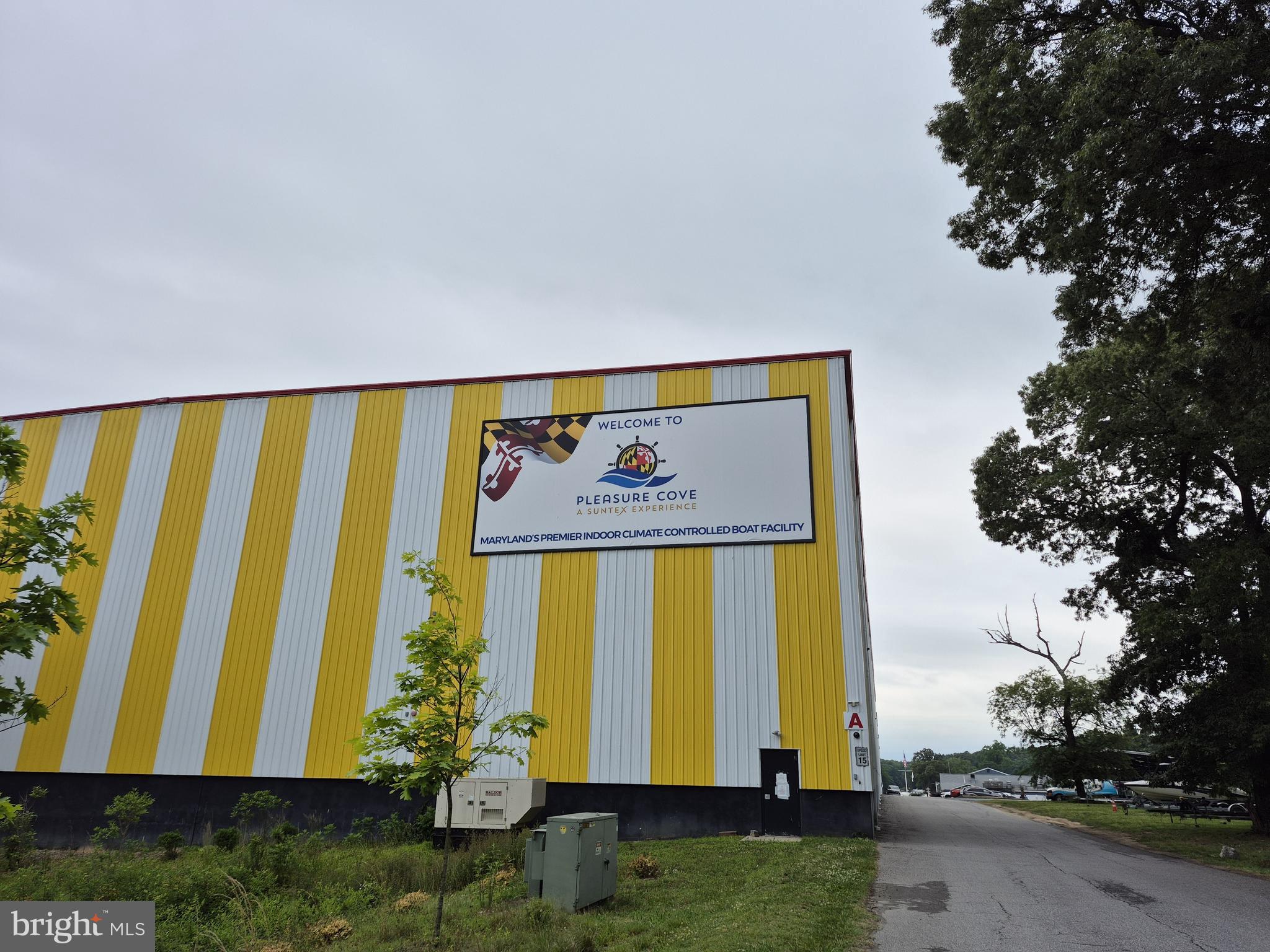 BELHAVEN BEACH - Residential Lease