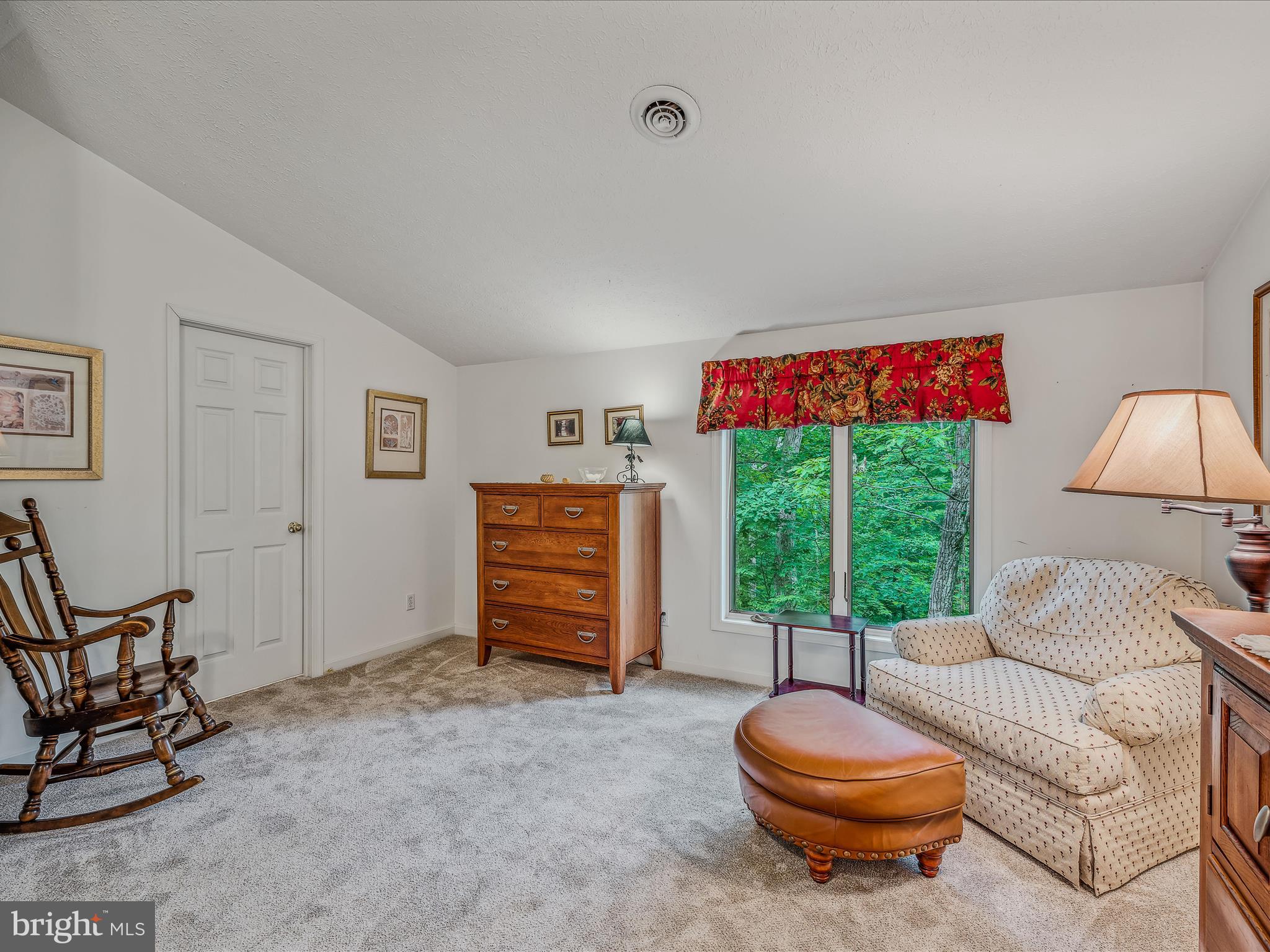 DEER SPRING WOODS - Residential