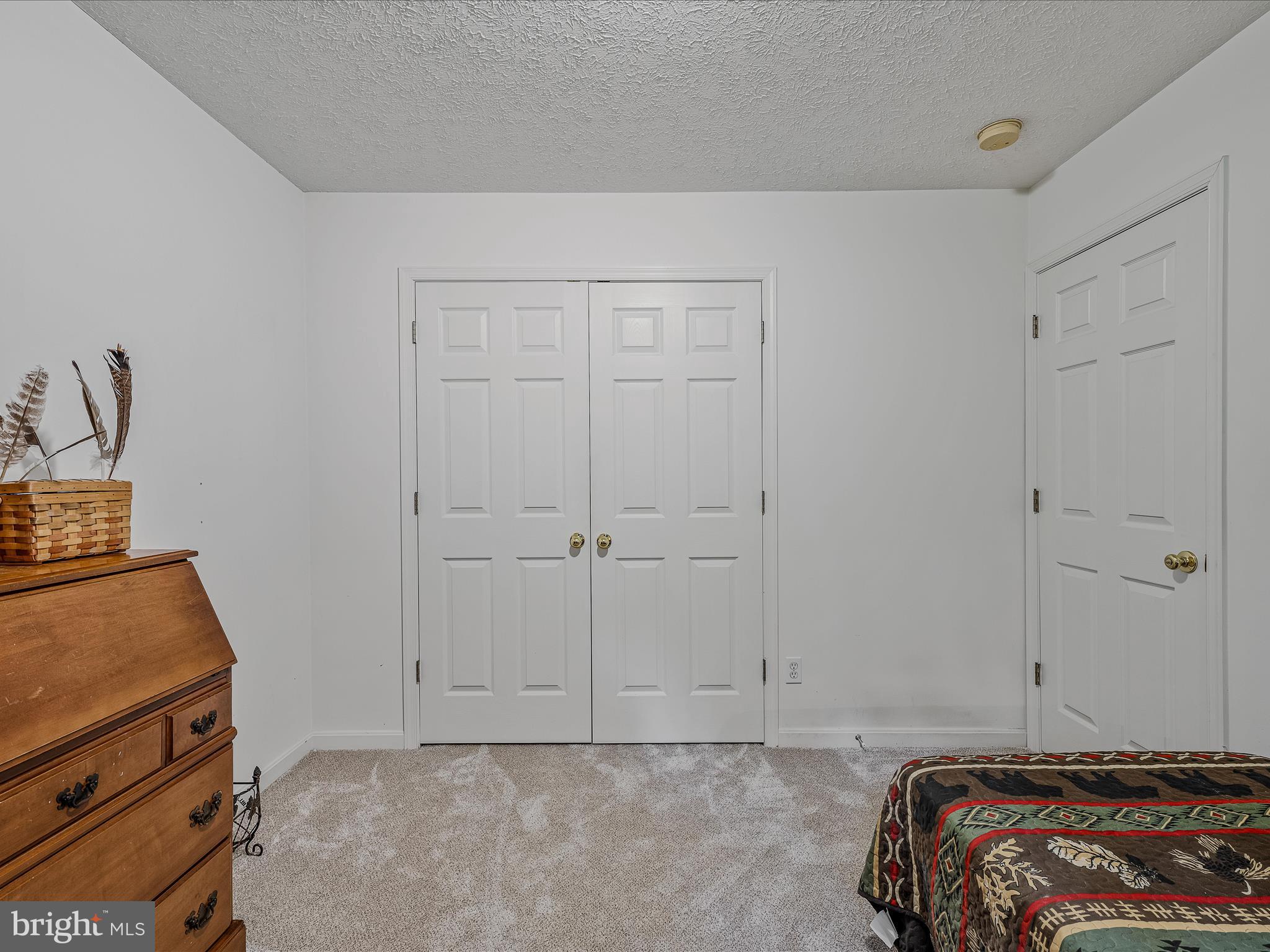 DEER SPRING WOODS - Residential