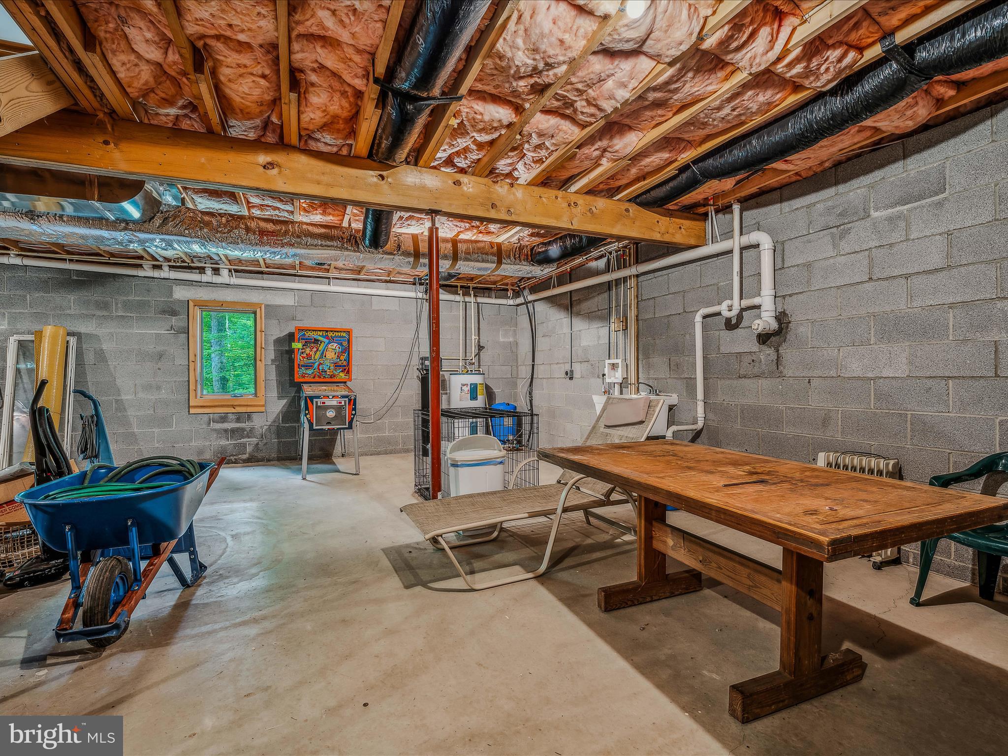 DEER SPRING WOODS - Residential