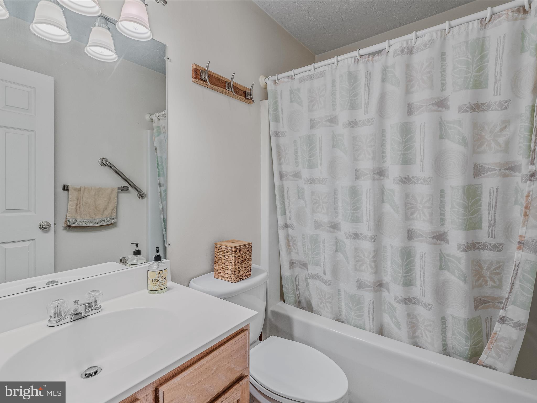 DEER SPRING WOODS - Residential