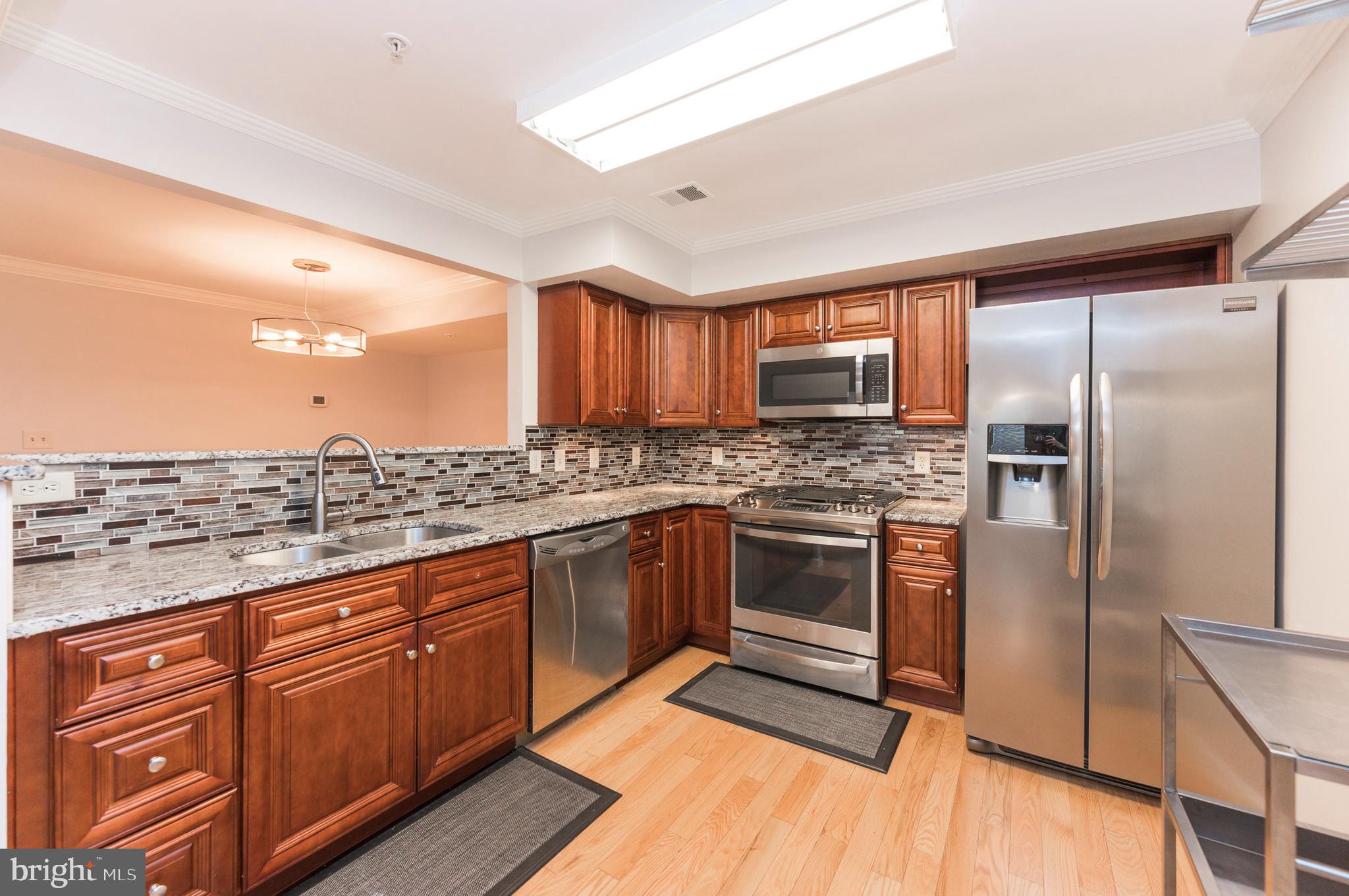 HIGHLAND AT GUNSTON CORNER - Residential Lease