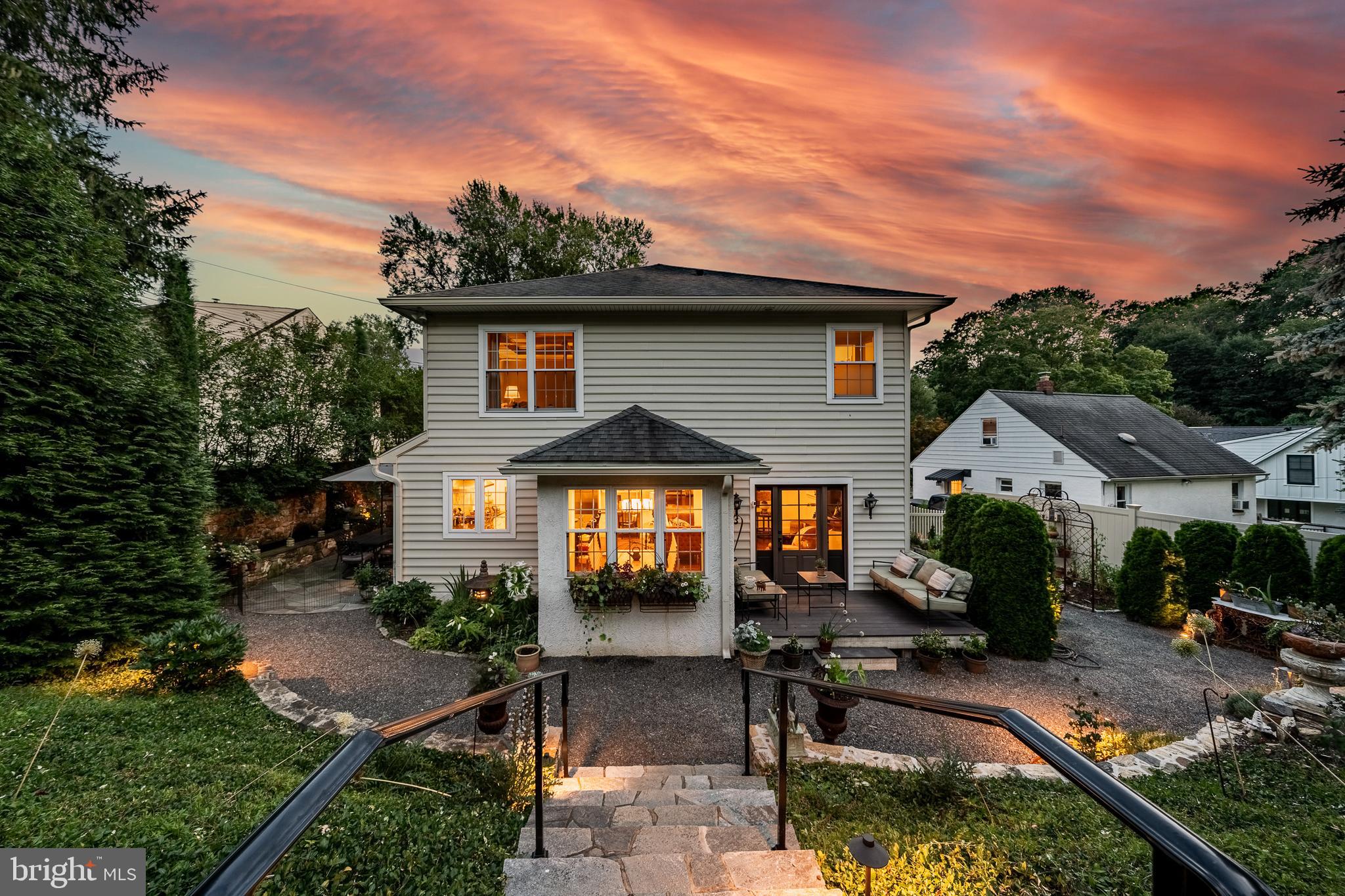 HILLSIDE - Residential