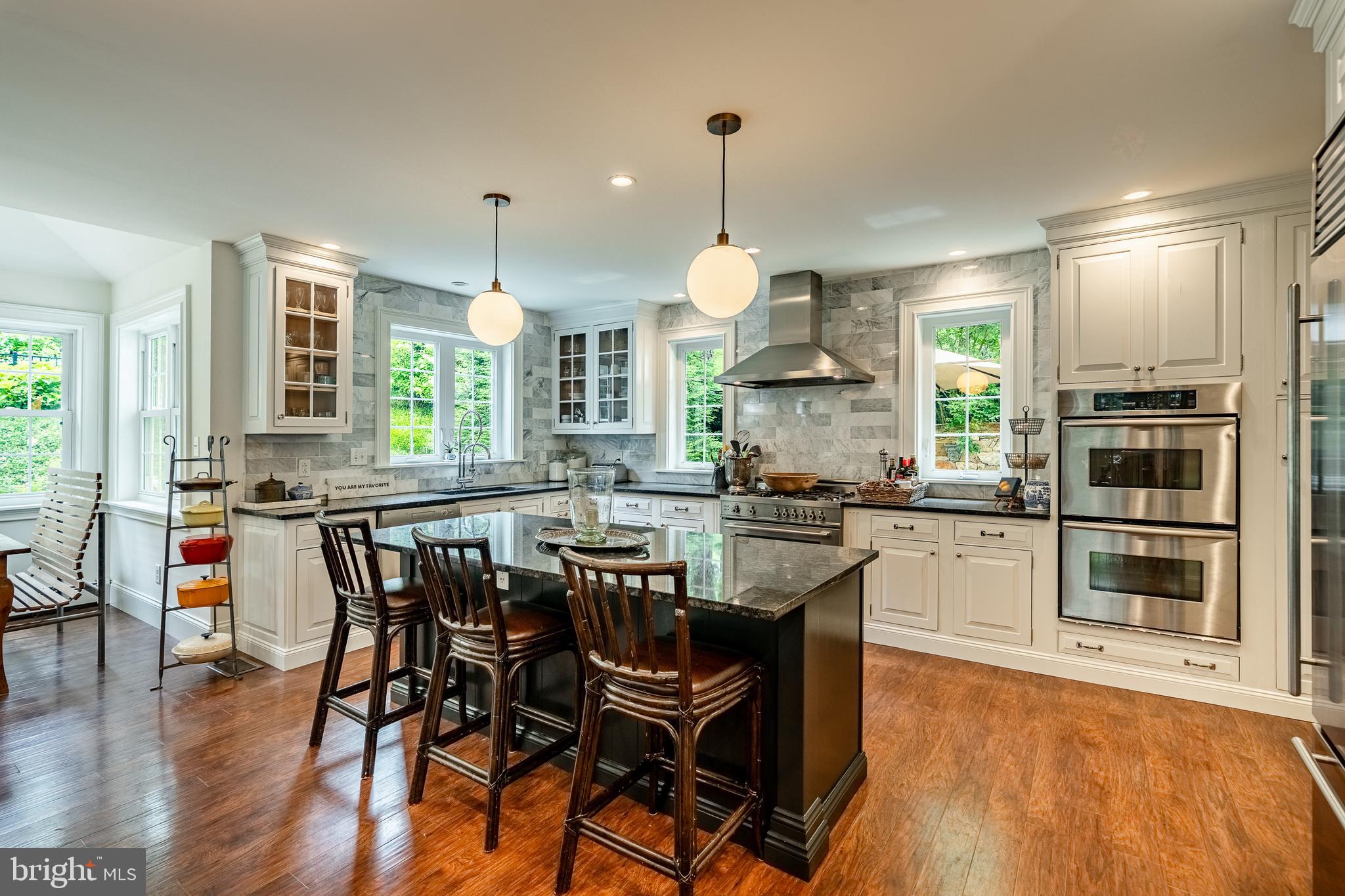 HILLSIDE - Residential