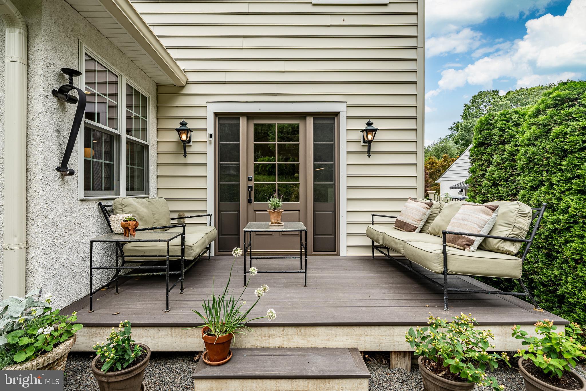 HILLSIDE - Residential