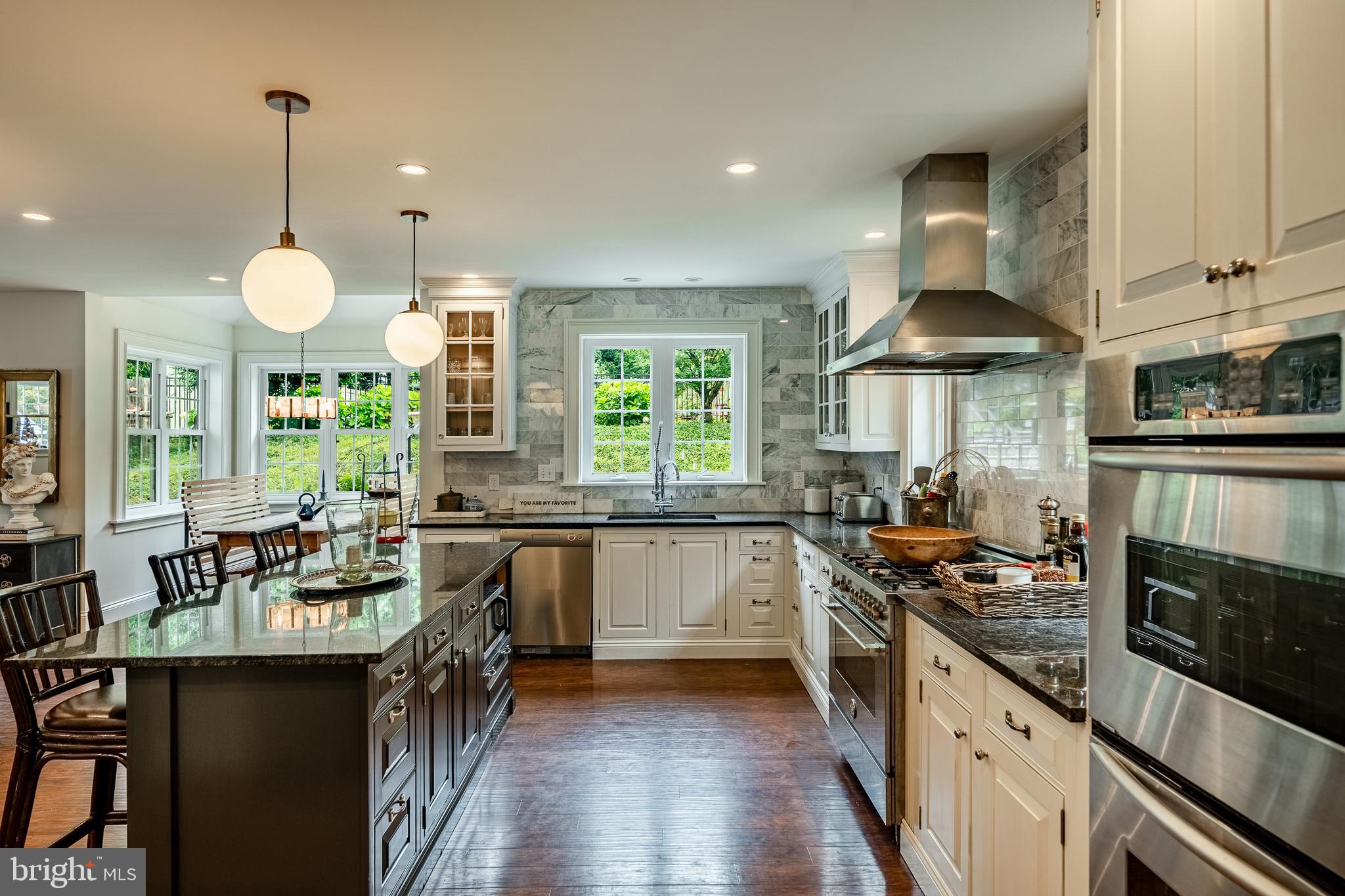 HILLSIDE - Residential