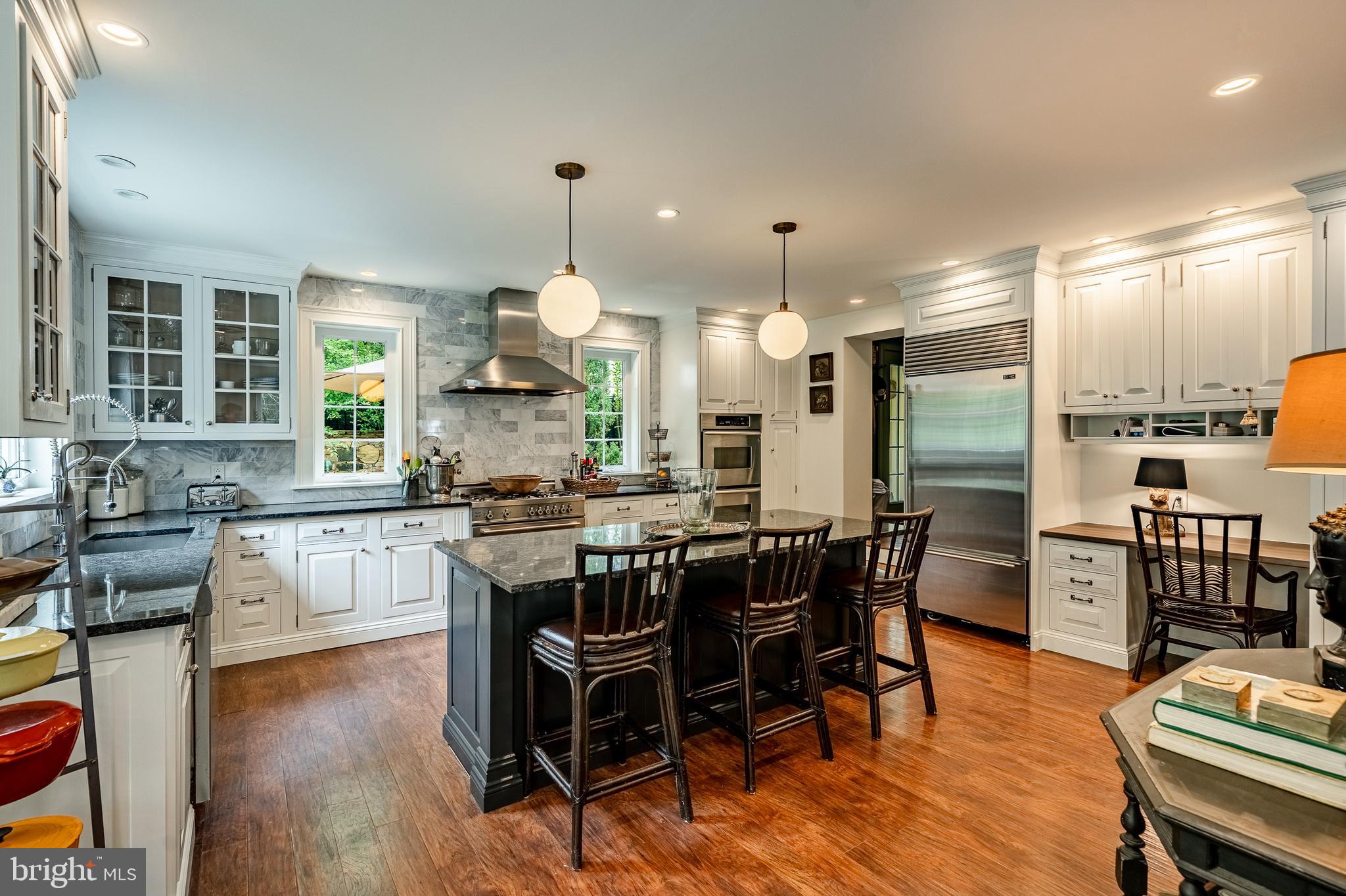 HILLSIDE - Residential