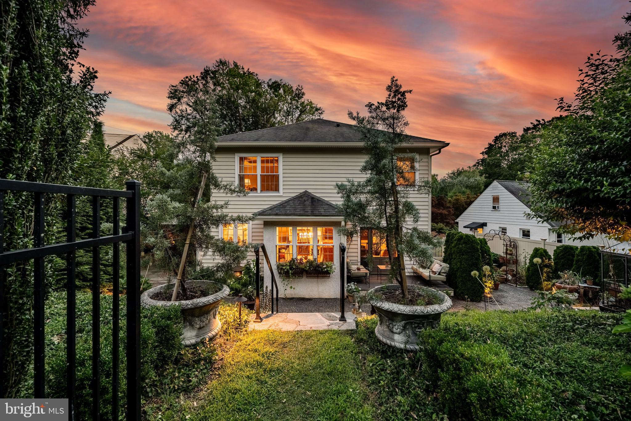 HILLSIDE - Residential