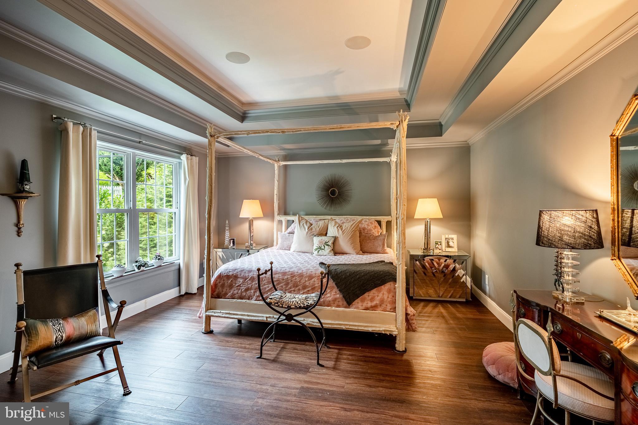 HILLSIDE - Residential