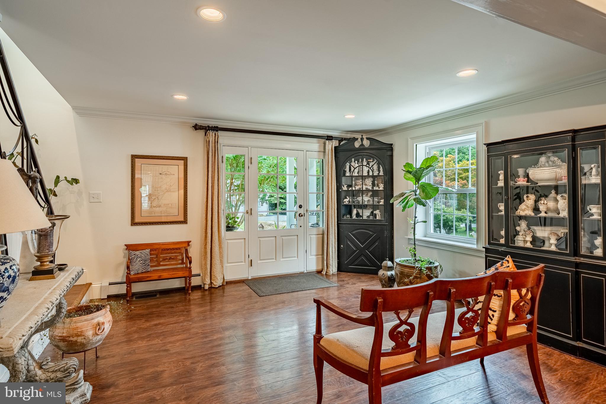 HILLSIDE - Residential