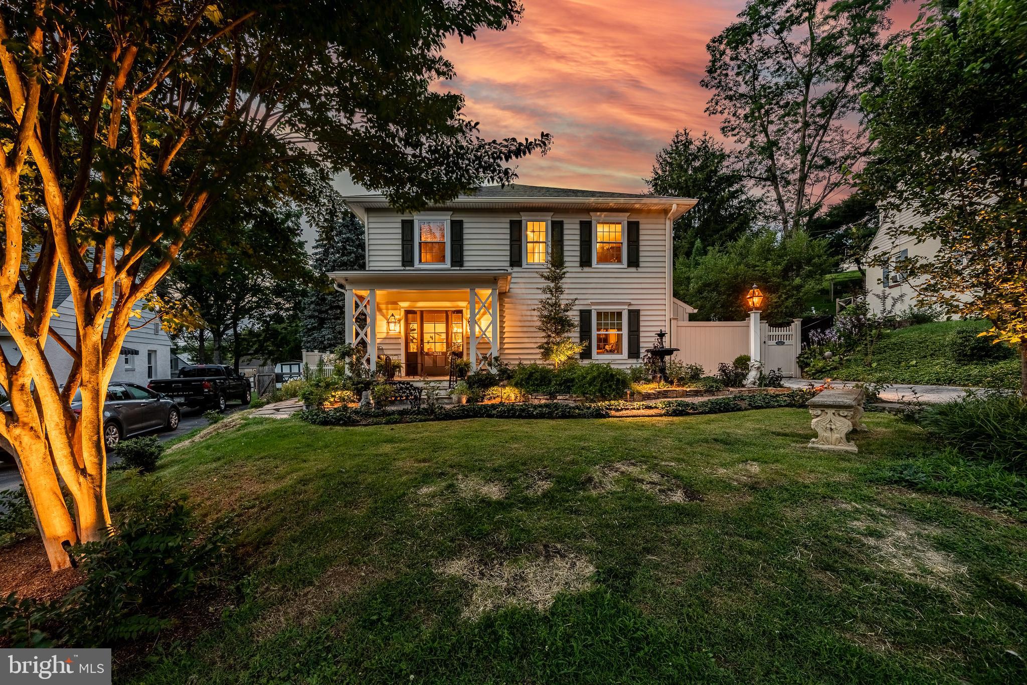 HILLSIDE - Residential