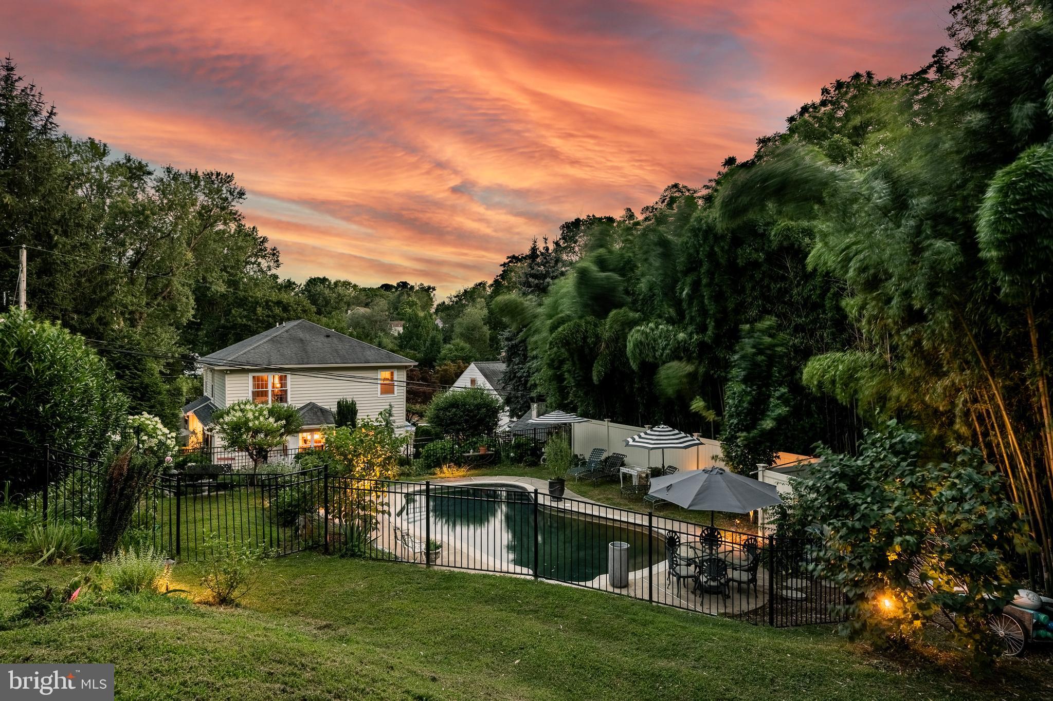 HILLSIDE - Residential