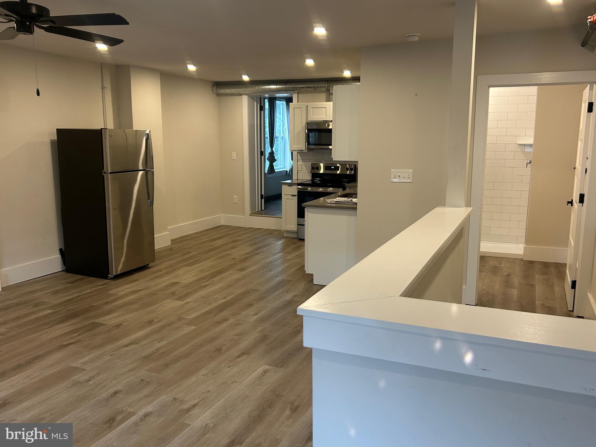 224 HALL STREET UNIT 8