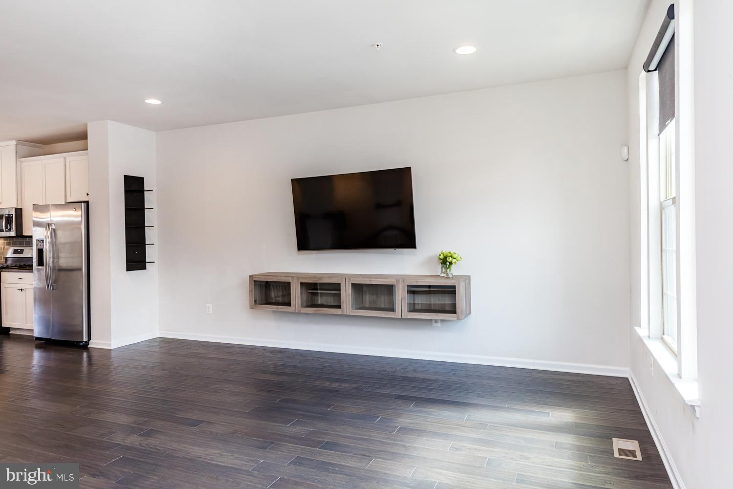 PARKSIDE - Residential