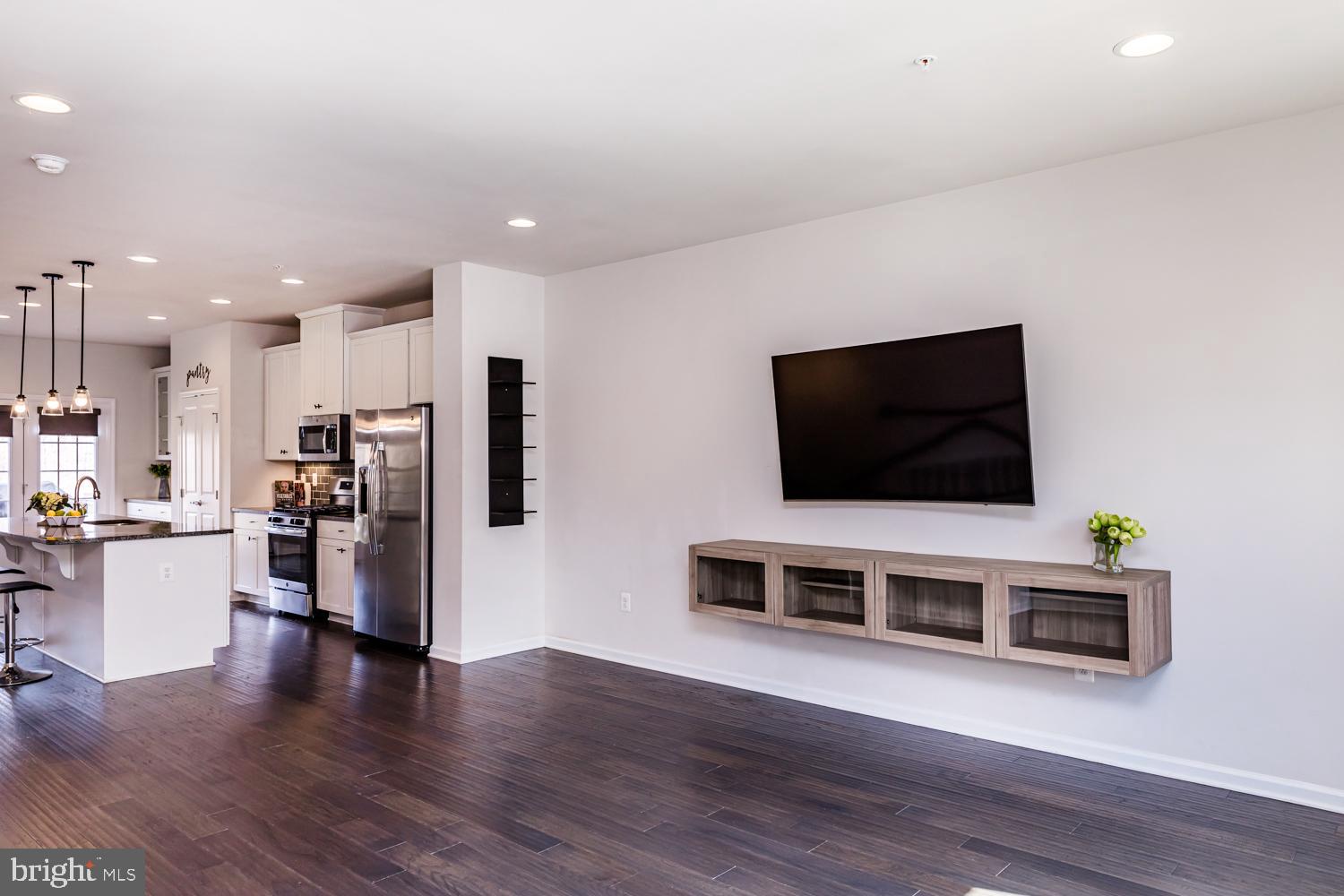 PARKSIDE - Residential