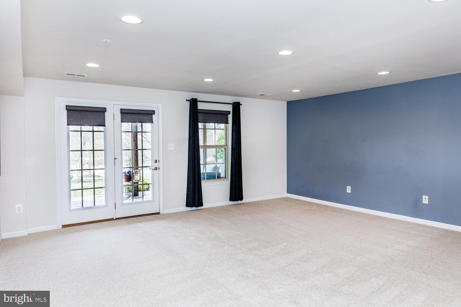 PARKSIDE - Residential