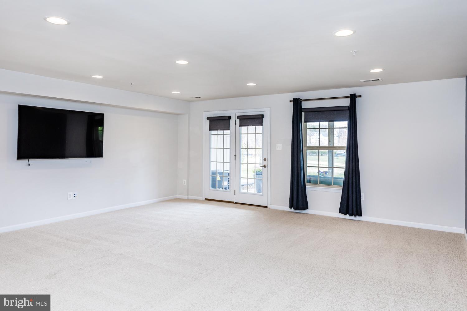 PARKSIDE - Residential