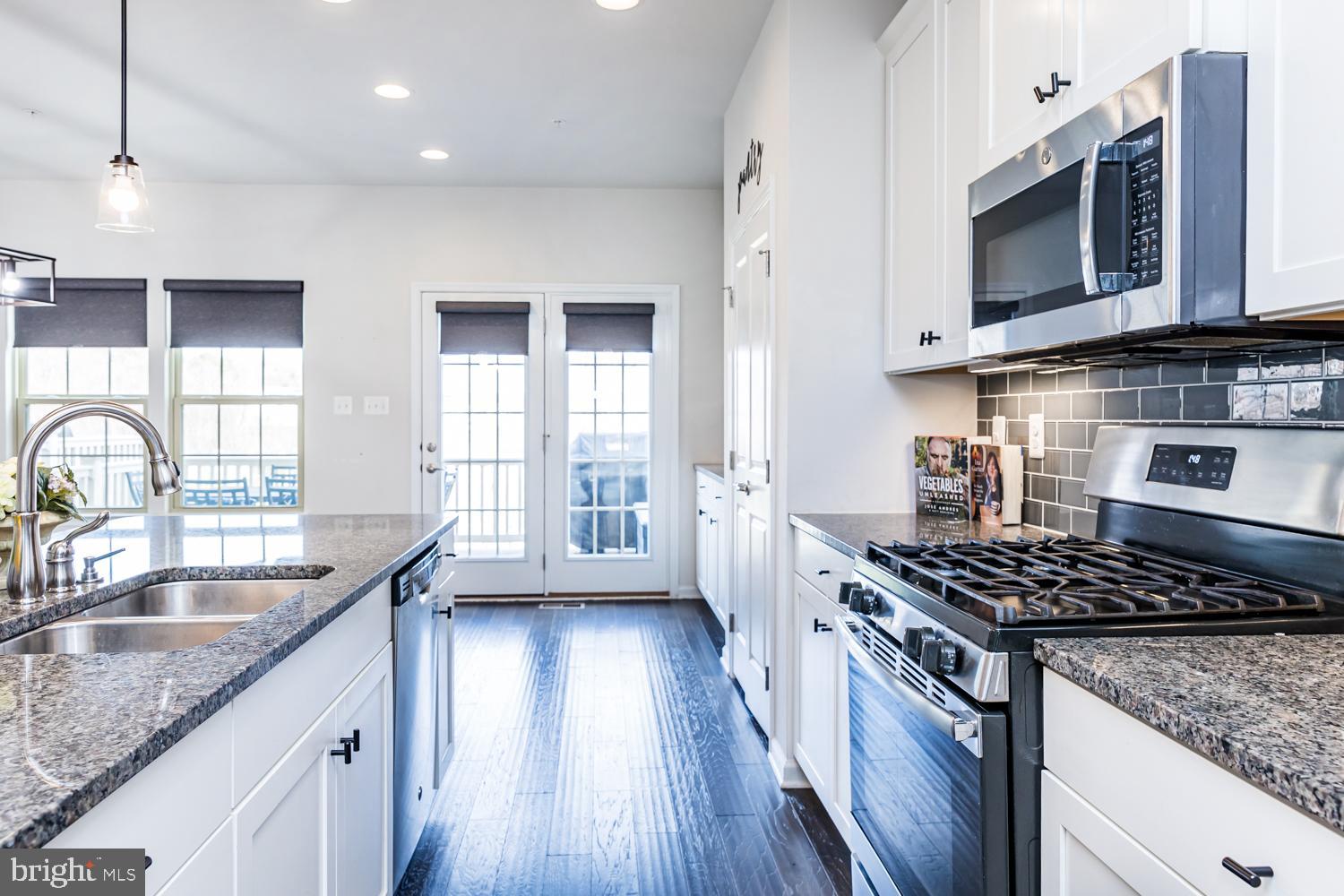 PARKSIDE - Residential