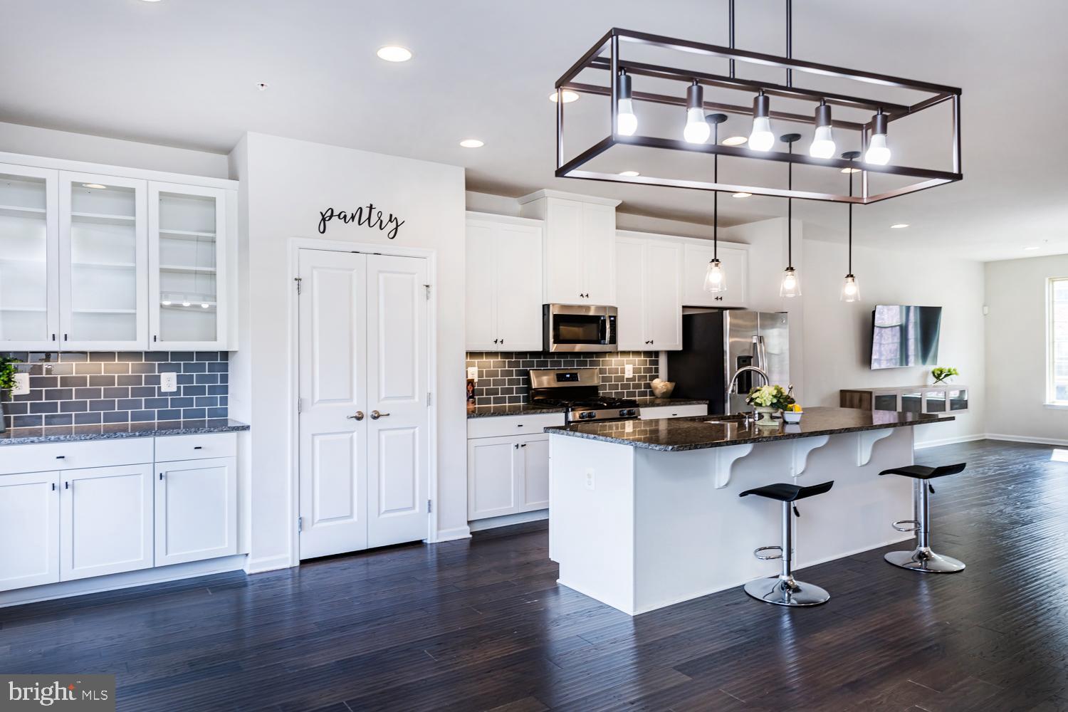 PARKSIDE - Residential