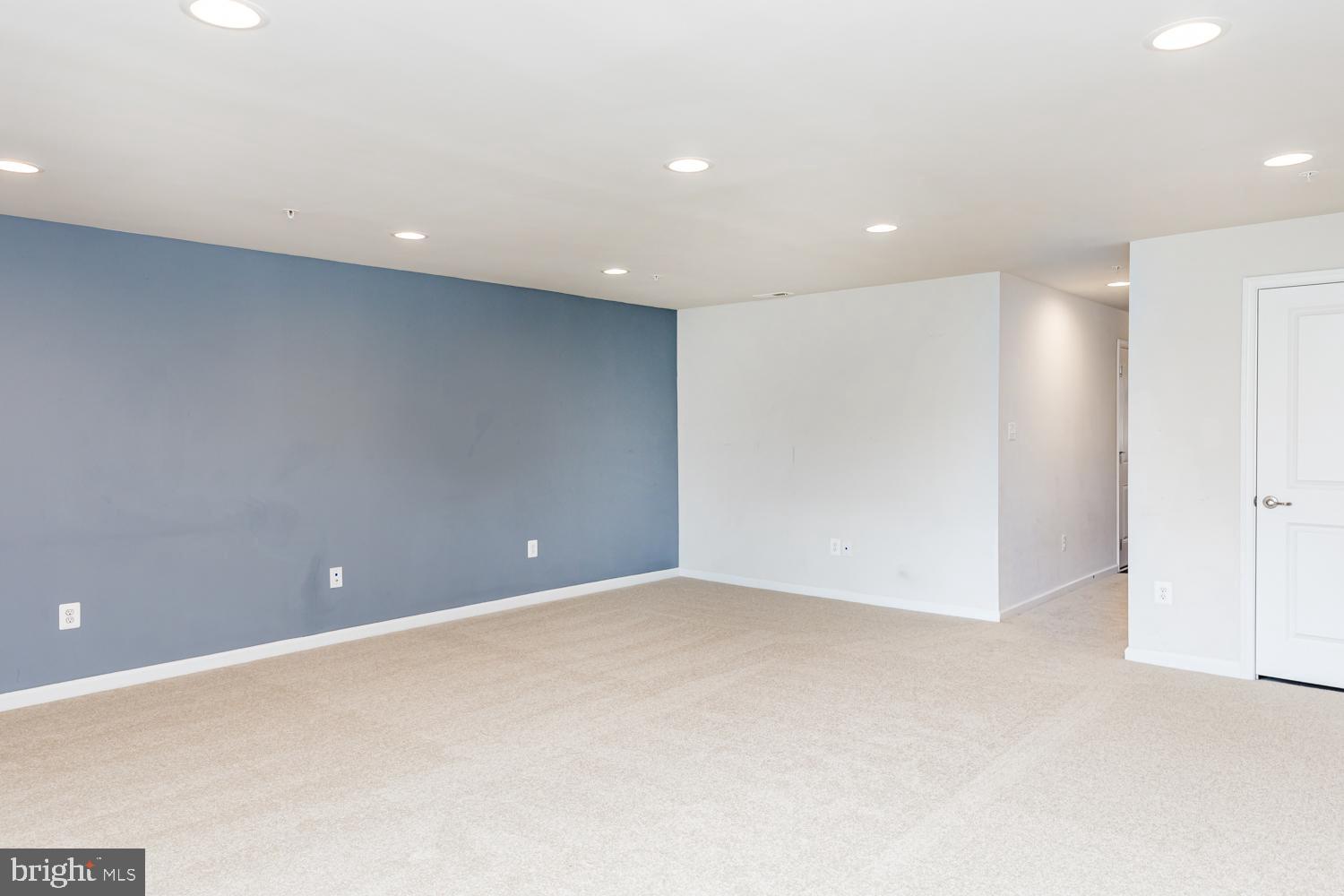 PARKSIDE - Residential