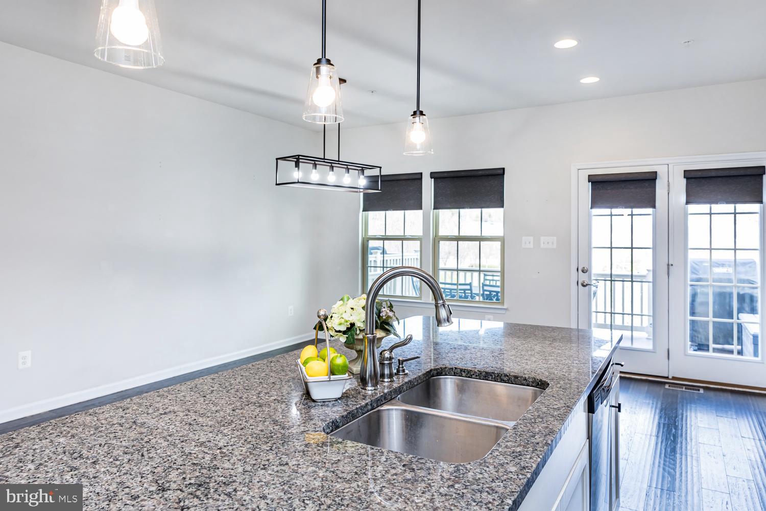 PARKSIDE - Residential