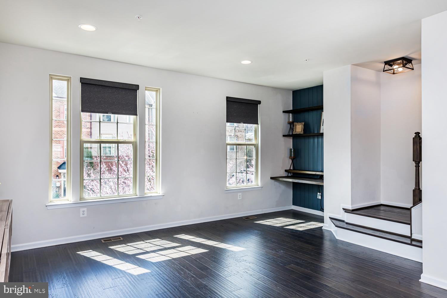 PARKSIDE - Residential