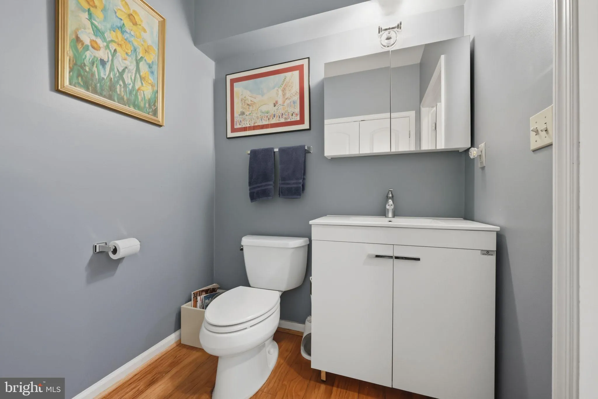 Philadelphia, Pennsylvania 19106, United States, 2 Bedrooms Bedrooms, ,3 BathroomsBathrooms,Residential,Active,231726