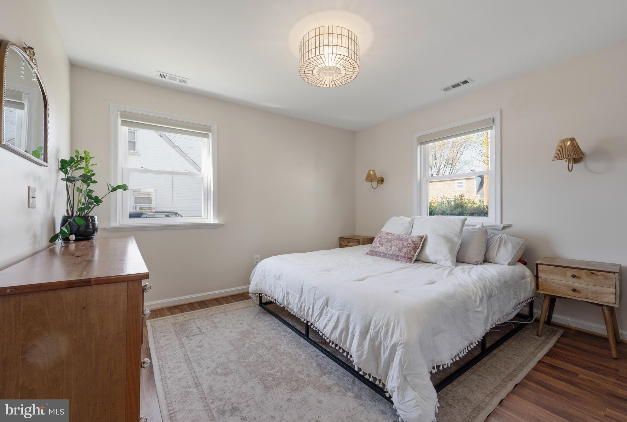 MANASSAS PARK - Residential